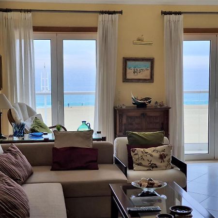 Nazare apartamento em frente ao mar Nazaré Exterior foto