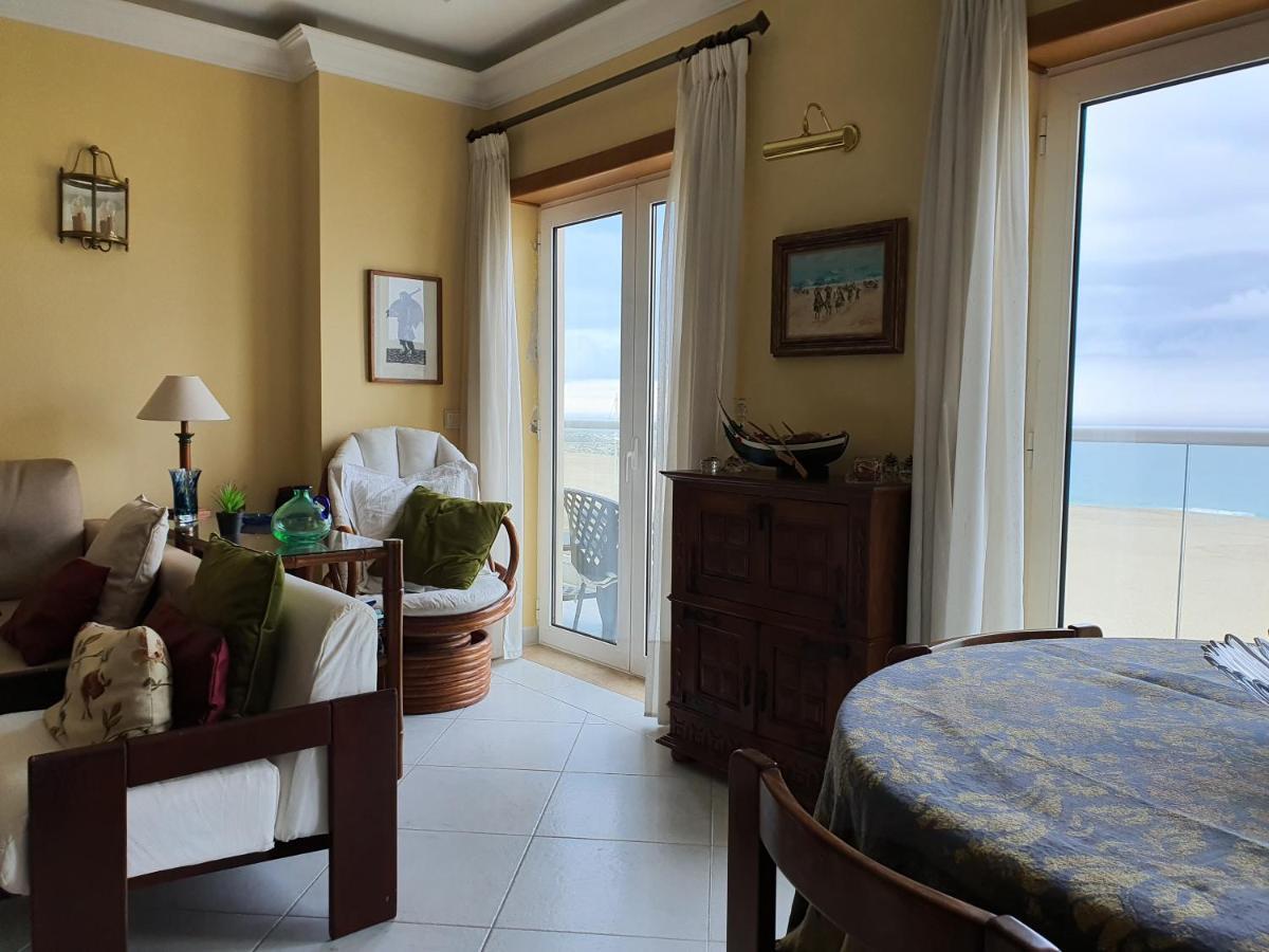 Nazare apartamento em frente ao mar Nazaré Exterior foto