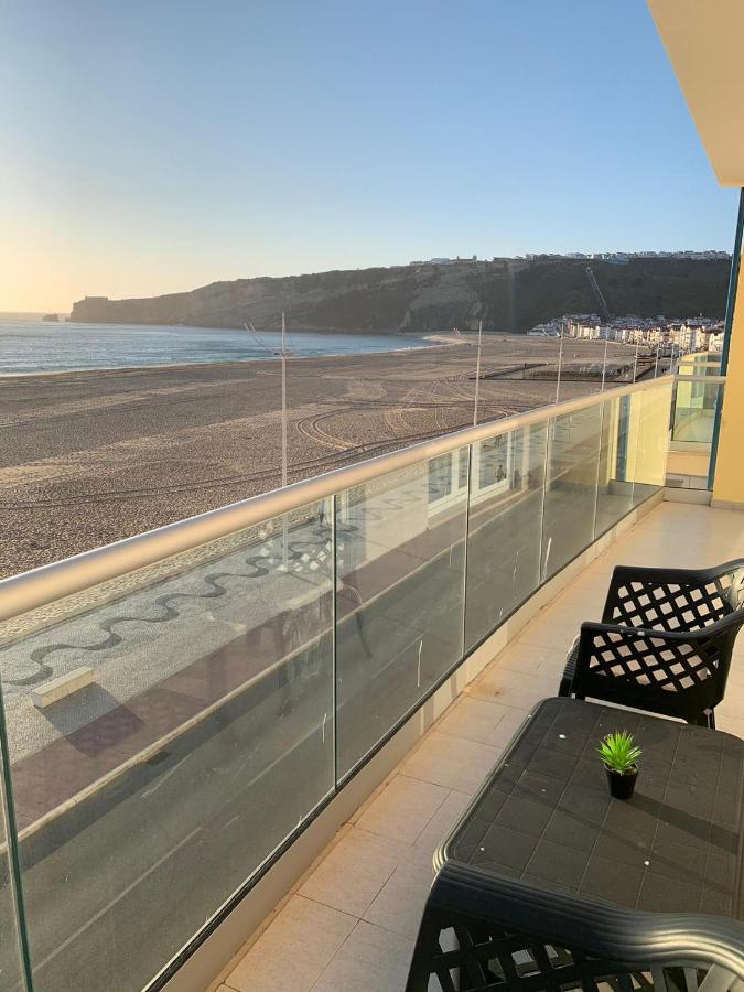 Nazare apartamento em frente ao mar Nazaré Exterior foto